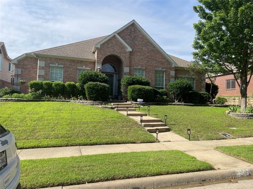 9506 Windy Hollow Dr, Irving, TX, 75063-5000 | Card Image