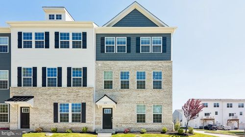 250 Smithworks Blvd, PHOENIXVILLE, PA, 19460-1354 | Card Image