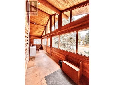 1940 Cranberry Pl, House other with 5 bedrooms, 6 bathrooms and null parking in Valemount BC | Image 2