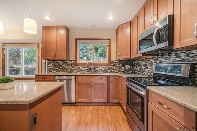 Kitchen | Image 12