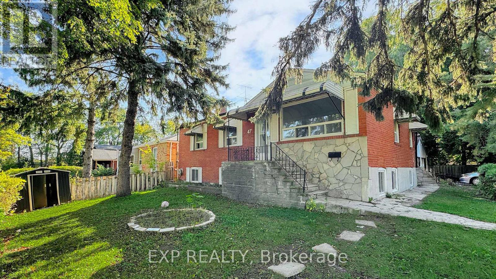 Residential in Toronto (Eglinton East) 3