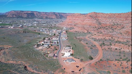 755 E Fairway Dr, Kanab, UT, 84741-4001 | Card Image