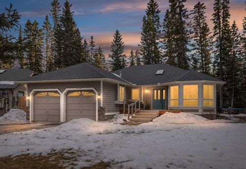 7 Manyhorses Rise, Redwood Meadows, AB, T3Z1A1 | Card Image