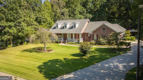 102 Trent Trl, Cleveland, GA, 30528-6737 | Card Image