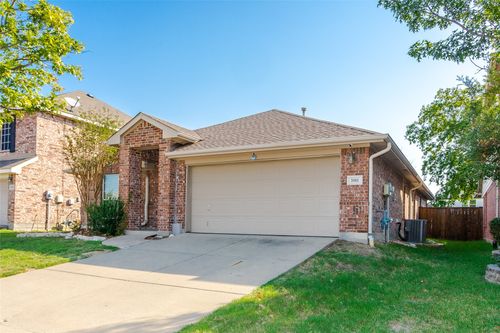 2011 Highland Dr, Wylie, TX, 75098-5086 | Card Image
