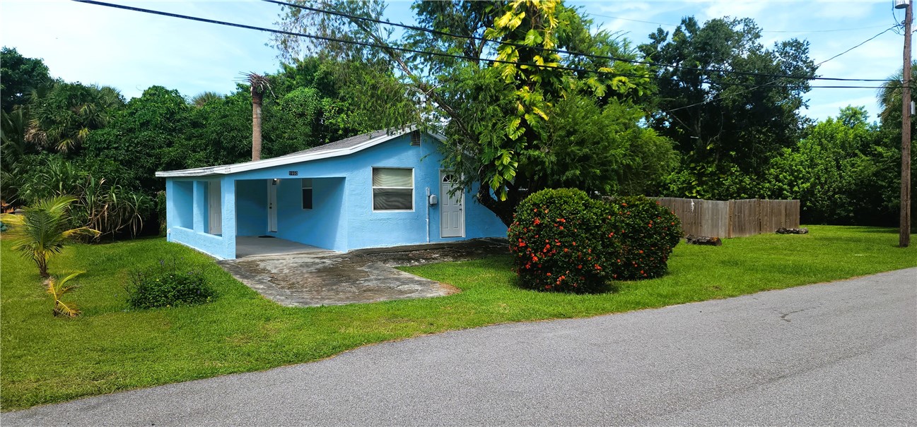 38th St, Vero Beach, FL 32960