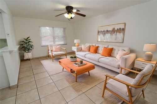 204-1901 Fillmore St, Hollywood, FL, 33020-4009 | Card Image