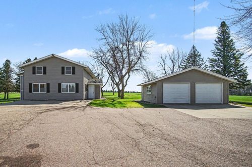 1140 150th Ave, Luverne, MN, 56156-4215 | Card Image