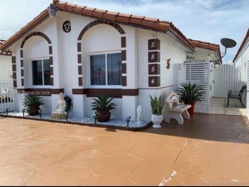 2854 W 75th Terrace, Hialeah, FL, 33018 | Card Image