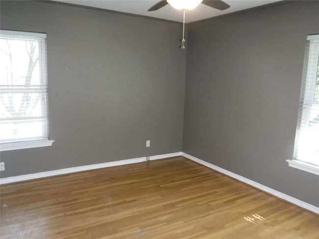10921 Sinclair Ave, House other with 3 bedrooms, 2 bathrooms and null parking in Dallas TX | Image 12
