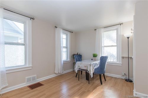 apt-1-18 Lawrence St, Norwalk, CT, 06854-4545 | Card Image