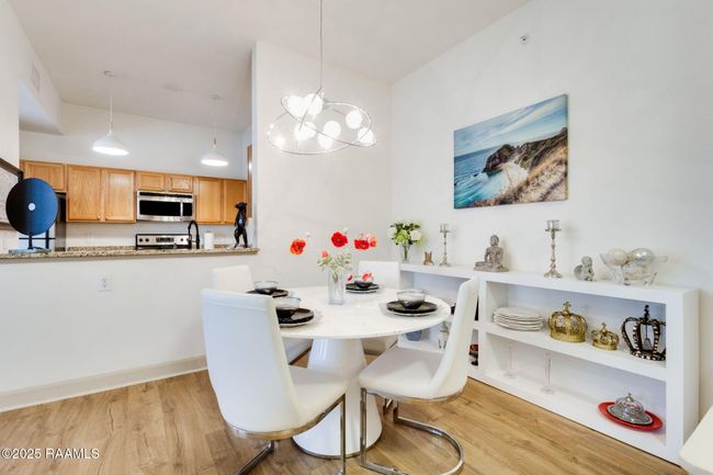 7-web-or-mls-201 Settlers Trace Blvd 440 | Image 7