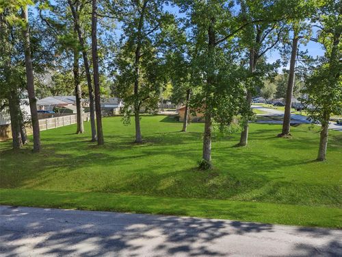 803 Corydon Dr, Huffman, TX, 77336-4418 | Card Image