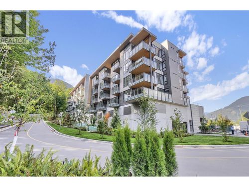 518-1504 Scott Crescent, Squamish, BC, V8B1G7 | Card Image