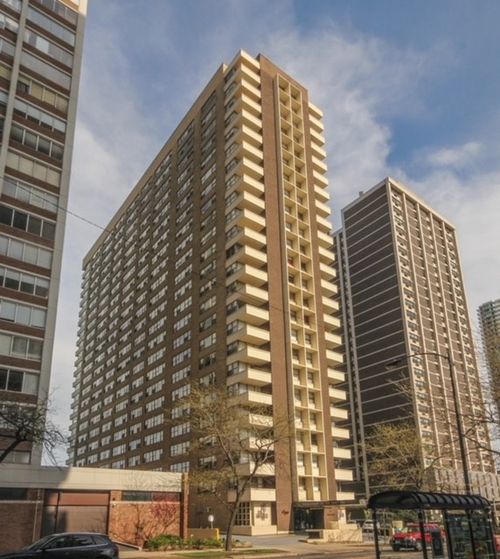 apt-5e-6157 N Sheridan Rd, Chicago, IL, 60660-2816 | Card Image