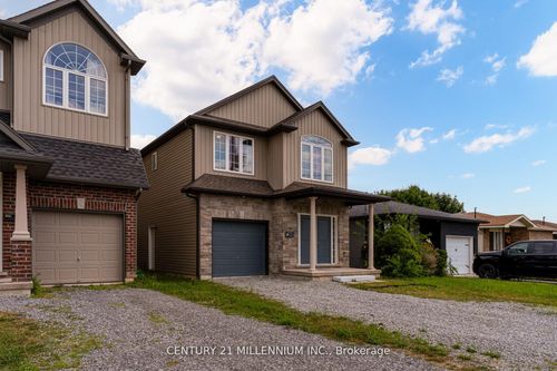 upper-38 Kent St, Saint Catharines, ON, L2S1H2 | Card Image