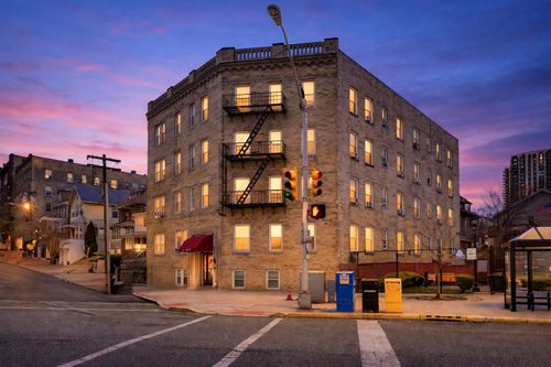 apt-b5-18 74th St, North Bergen, NJ, 07047-5977 | Card Image