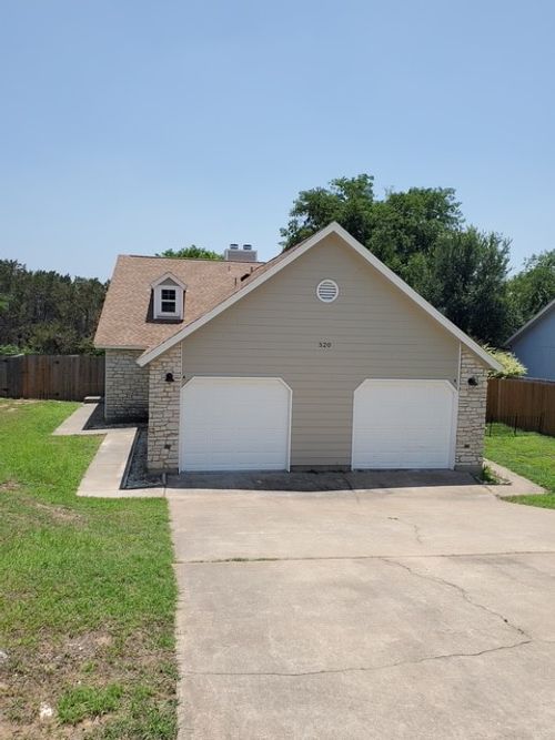 520 Cutty Trl, Lakeway, TX, 78734-4851 | Card Image