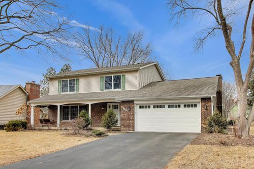 56 Winthrop New Rd, Sugar Grove, IL, 60554-4189 | Card Image