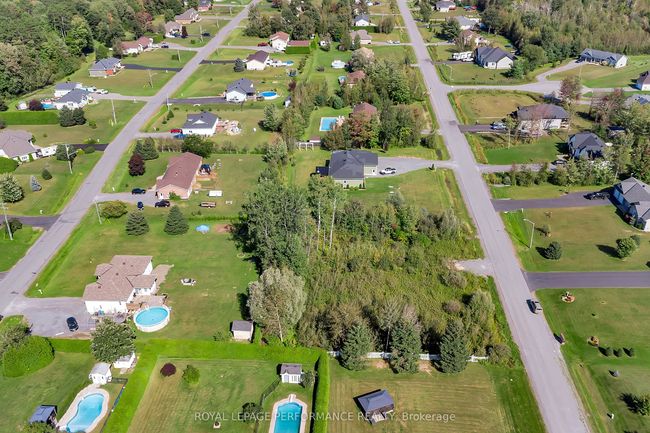 890 Colette St, Home with 0 bedrooms, 0 bathrooms and null parking in Bourget ON | Image 7