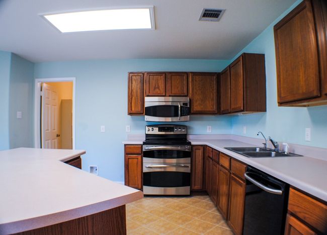 1919 Continental Pass, House other with 4 bedrooms, 3 bathrooms and 2 parking in Cedar Park TX | Image 14