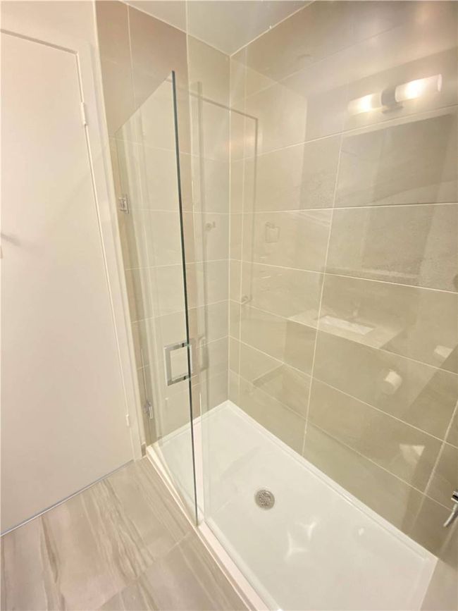 05 - 5 Buttermill Ave, Condo with 2 bedrooms, 2 bathrooms and null parking in Vaughan ON | Image 8
