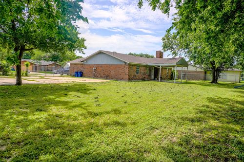 220 Coury Rd, Everman, TX, 76140-3604 | Card Image