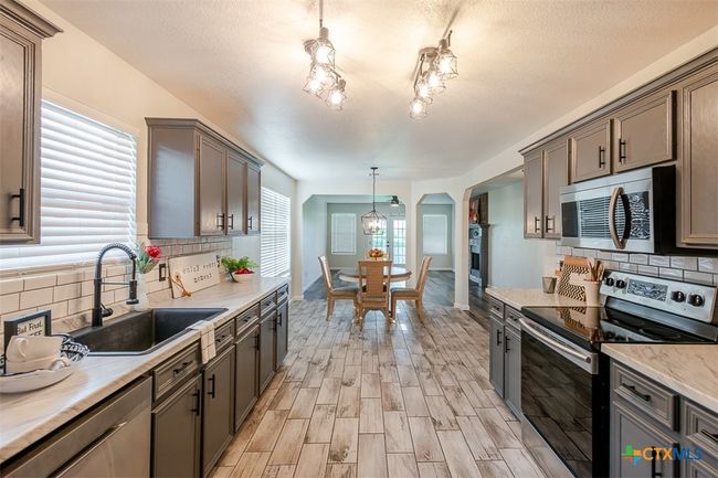2502 Mikulec Dr, House other with 3 bedrooms, 2 bathrooms and null parking in Killeen TX | Image 4