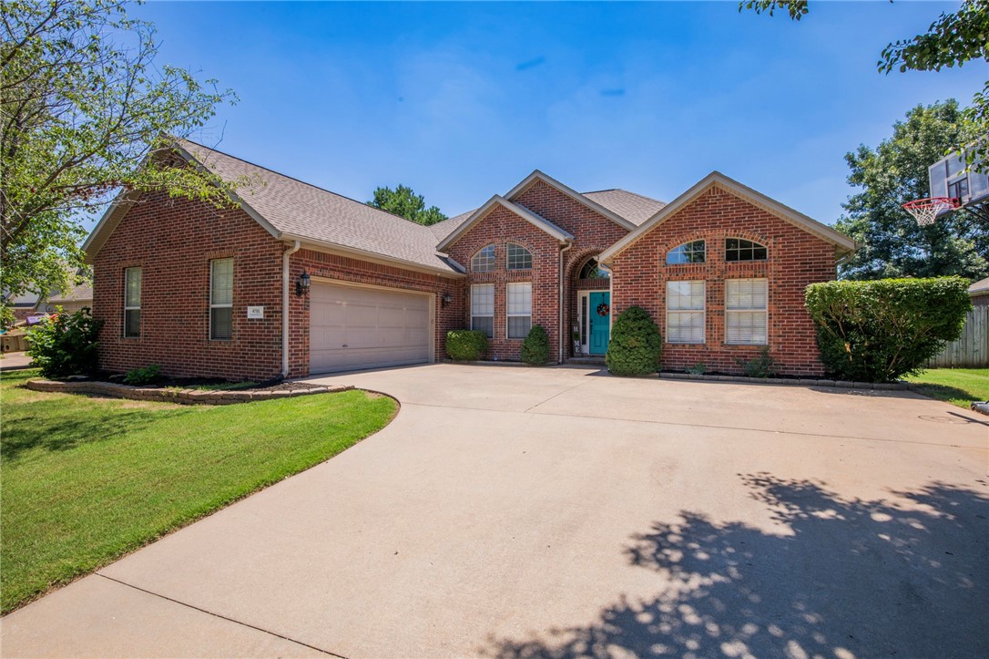 Plymouth Rock Pl, Fayetteville, AR 72704