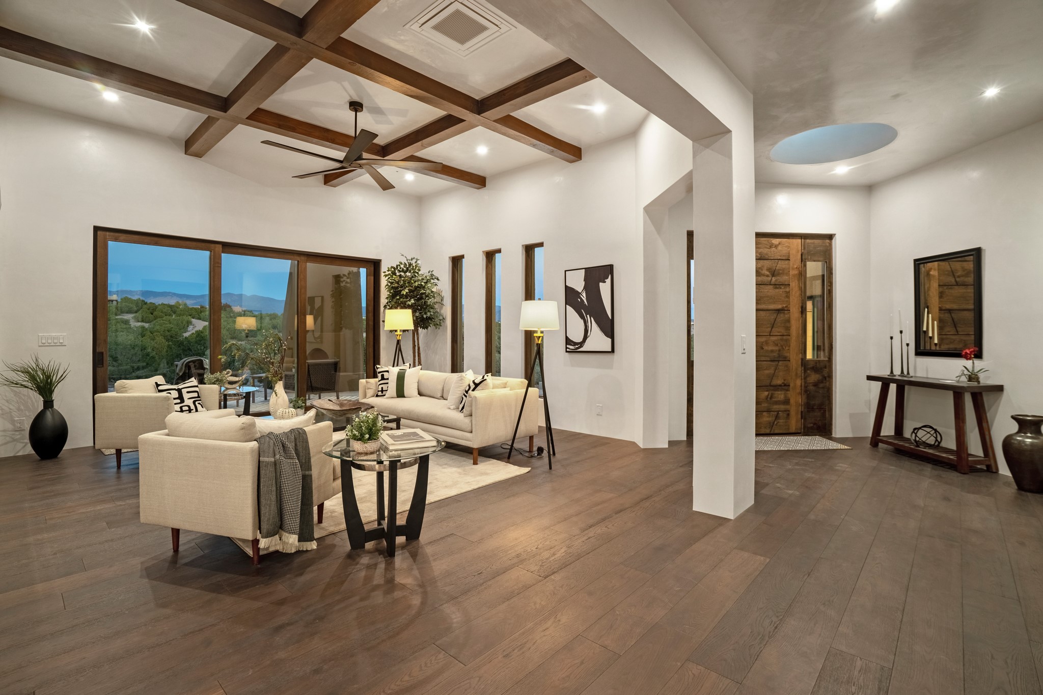 Arriba Cir, Santa Fe, NM 87506