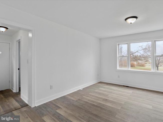 15 Zacharys Way, House other with 3 bedrooms, 2 bathrooms and null parking in GREAT CACAPON WV | Image 15