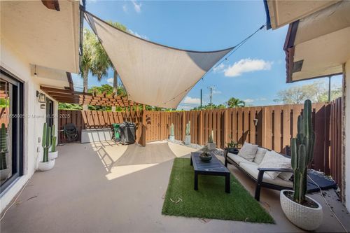 12006 Sw 9th Mnr, Davie, FL, 33325-3855 | Card Image