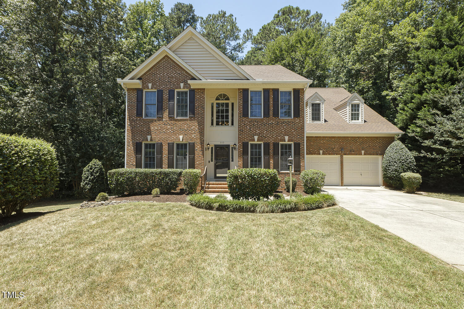 Dagenham Ln, Cary, NC 27518