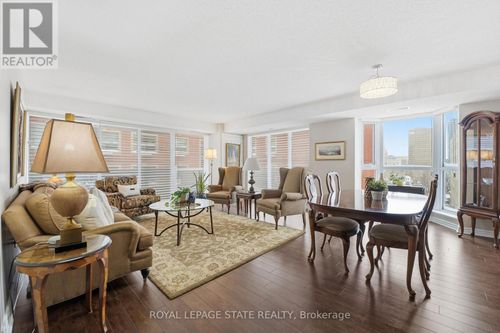 5e-67 Caroline Street S, Hamilton (Durand), ON, L8P3K6 | Card Image