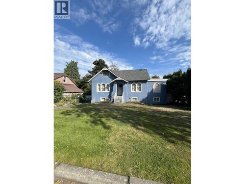 579 W 24th Avenue, Vancouver, BC, V5Z2B5 | Card Image