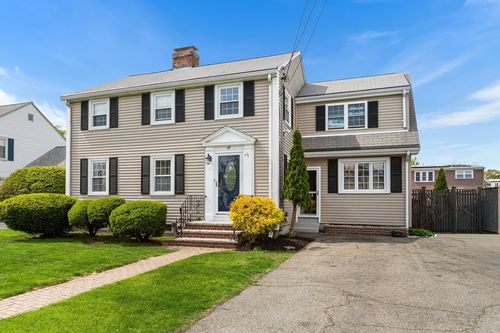 69 Princeton Rd, Arlington, MA, 02474-8252 | Card Image