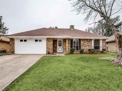 2433 Hallmark St, Grand Prairie, TX, 75052-3905 | Card Image