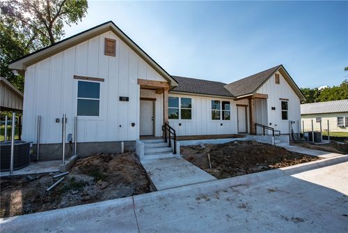 a-603 N Echols St, Caldwell, TX, 77836-1108 | Card Image