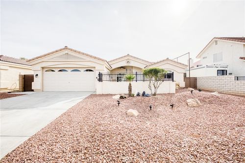 1836 E Fairway Dr, Fort Mohave, AZ, 86426-8831 | Card Image