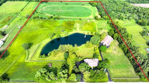 8311 Haligus Rd, Huntley, IL, 60142-9544 | Card Image