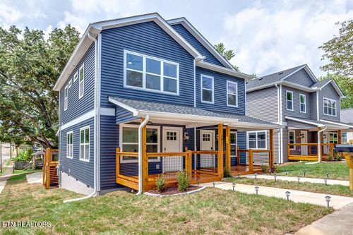 301 E Woodland Ave, Knoxville, TN, 37917-6350 | Card Image