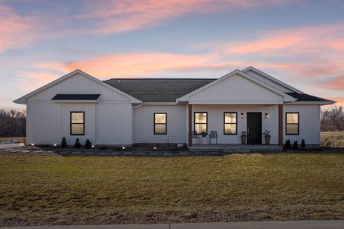 105 Pine Ridge Road, New Hartford, IA, 50660 | Card Image