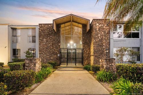322-279 Moss St, Chula Vista, CA, 91911-2130 | Card Image