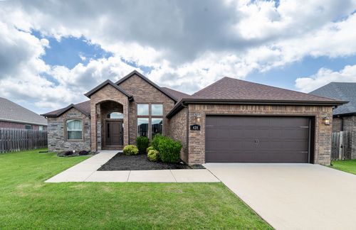 420 N Lone Jack Dr, Fayetteville, AR, 72704-4018 | Card Image