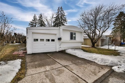 136 Quarry Hill Estates, Newstead, NY, 14001 | Card Image