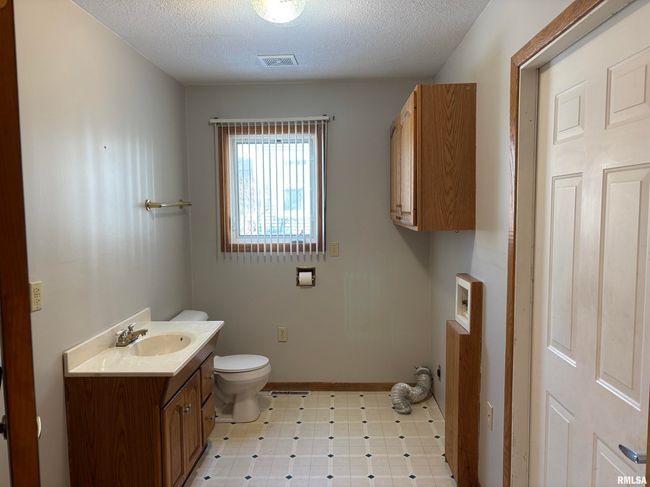 626 3 Rd Ave, House other with 3 bedrooms, 3 bathrooms and null parking in De Witt IA | Image 13