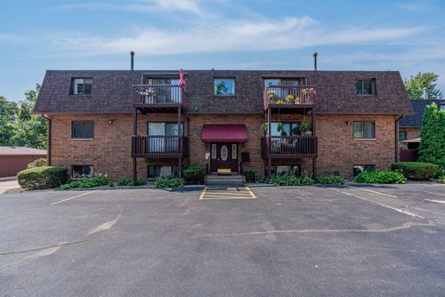 i-2505 26th Avenue Ct, Rock Island, IL, 61201-5426 | Card Image