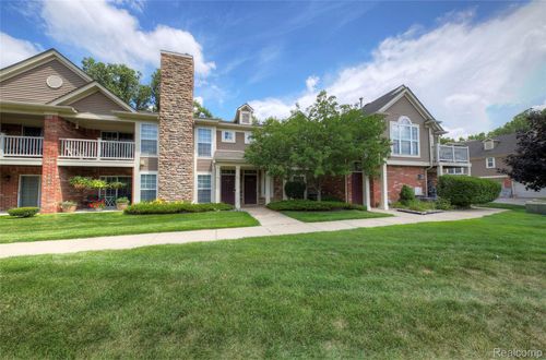 4357 Deeside Dr, Brighton, MI, 48116-8062 | Card Image