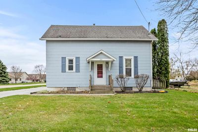 231 E Meuse Street, House other with 2 bedrooms, 1 bathrooms and null parking in Blue Grass IA | Image 1