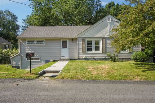 18 Lemis St, Coventry, RI, 02816-4440 | Card Image